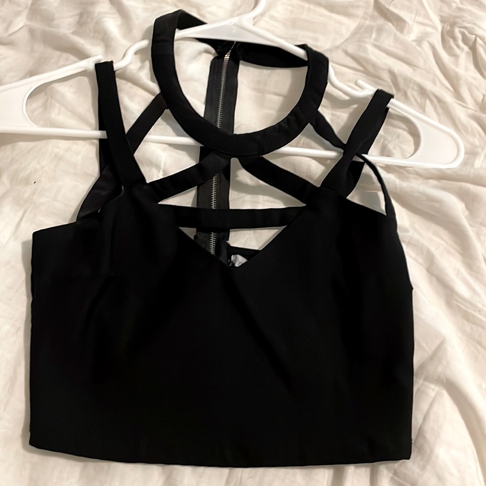 Crop top